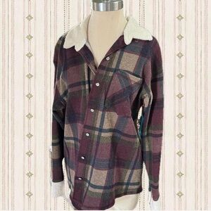 90’s Grunge Plaid Flannel Button-Up Women’s Top